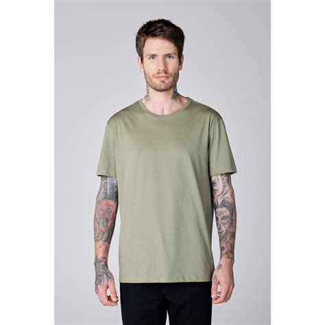 Diferenças Camiseta Pima Leve e Premium .